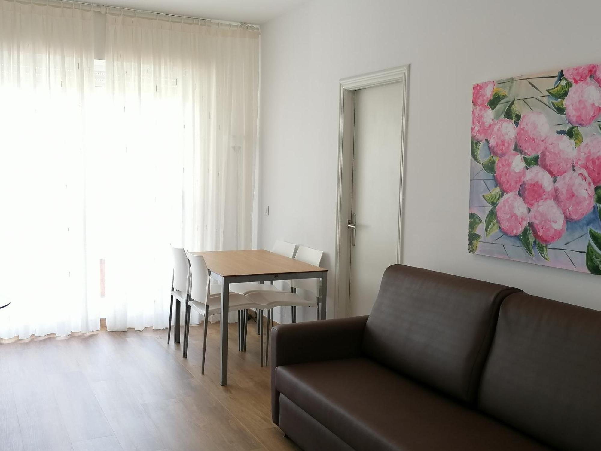 Apartamentos Regollera Premium Con Garaje 诺哈 外观 照片