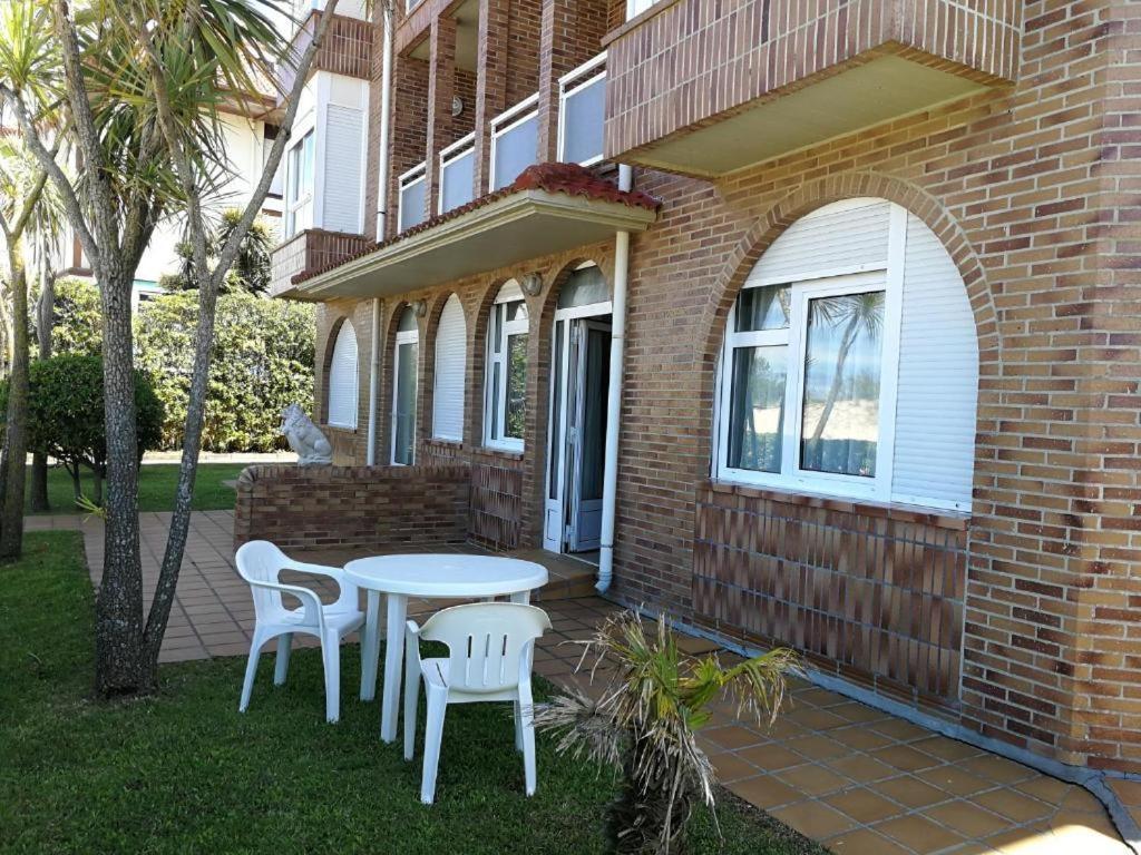 Apartamentos Regollera Premium Con Garaje 诺哈 外观 照片