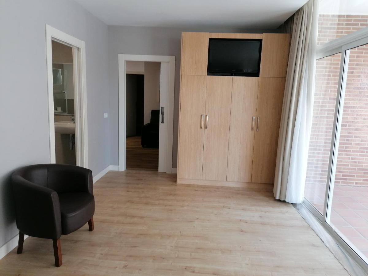 Apartamentos Regollera Premium Con Garaje 诺哈 外观 照片