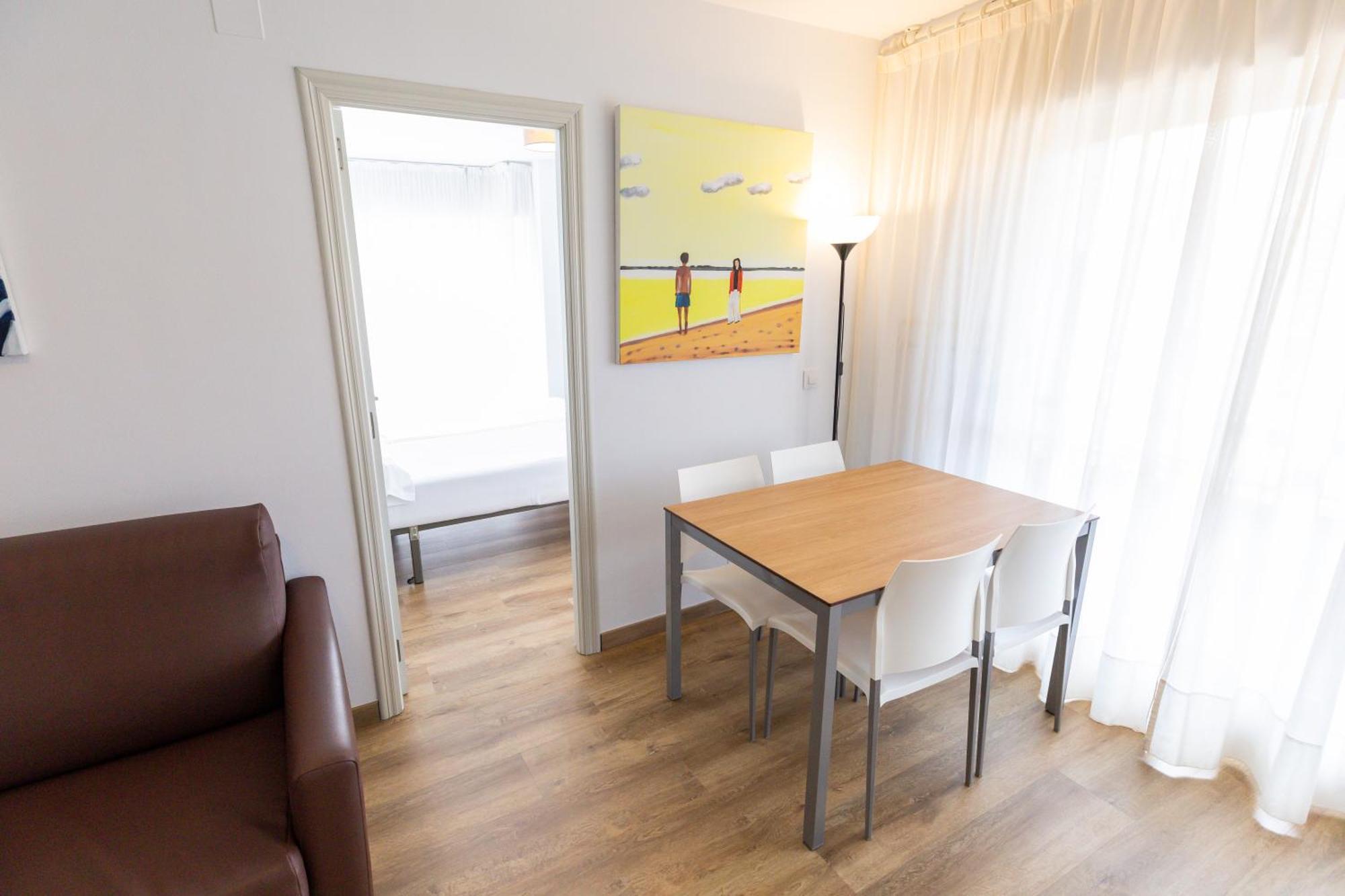 Apartamentos Regollera Premium Con Garaje 诺哈 外观 照片
