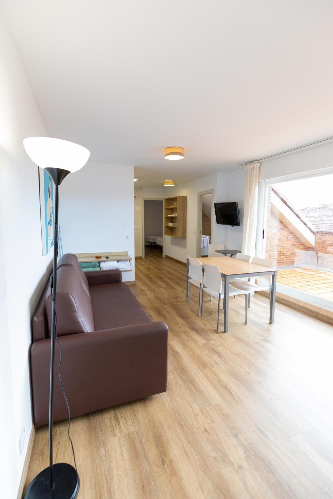 Apartamentos Regollera Premium Con Garaje 诺哈 外观 照片