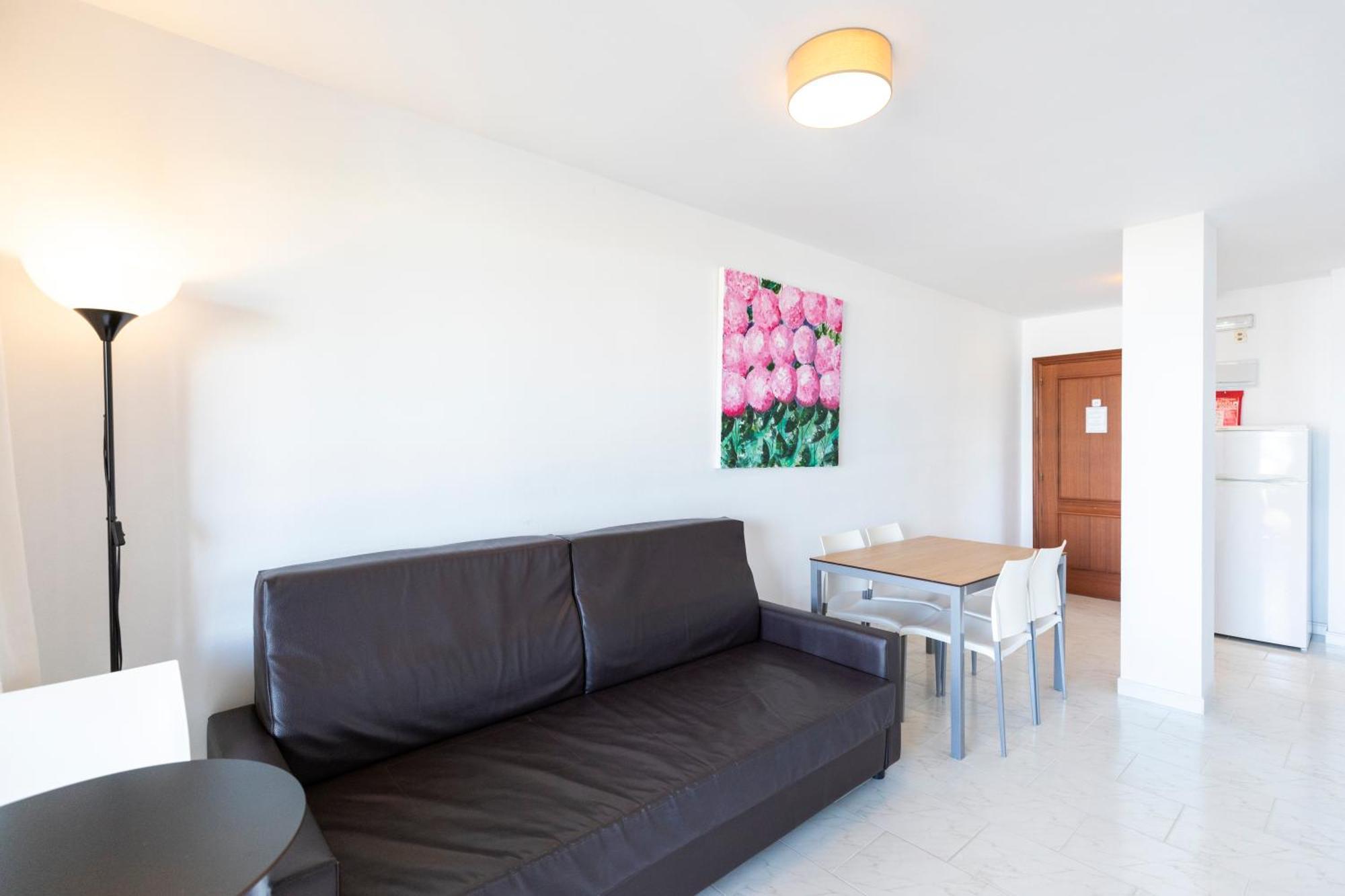 Apartamentos Regollera Premium Con Garaje 诺哈 外观 照片