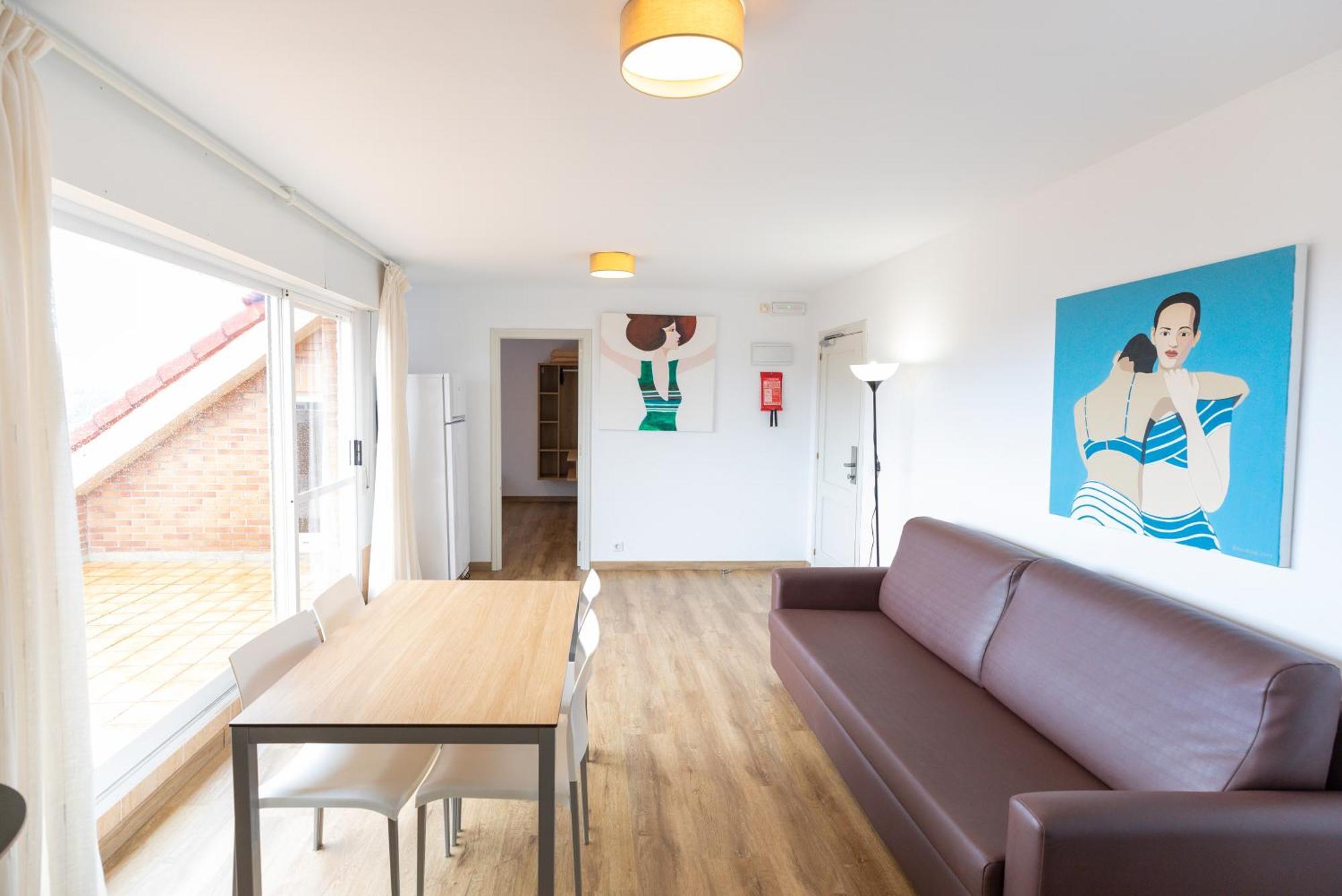 Apartamentos Regollera Premium Con Garaje 诺哈 外观 照片